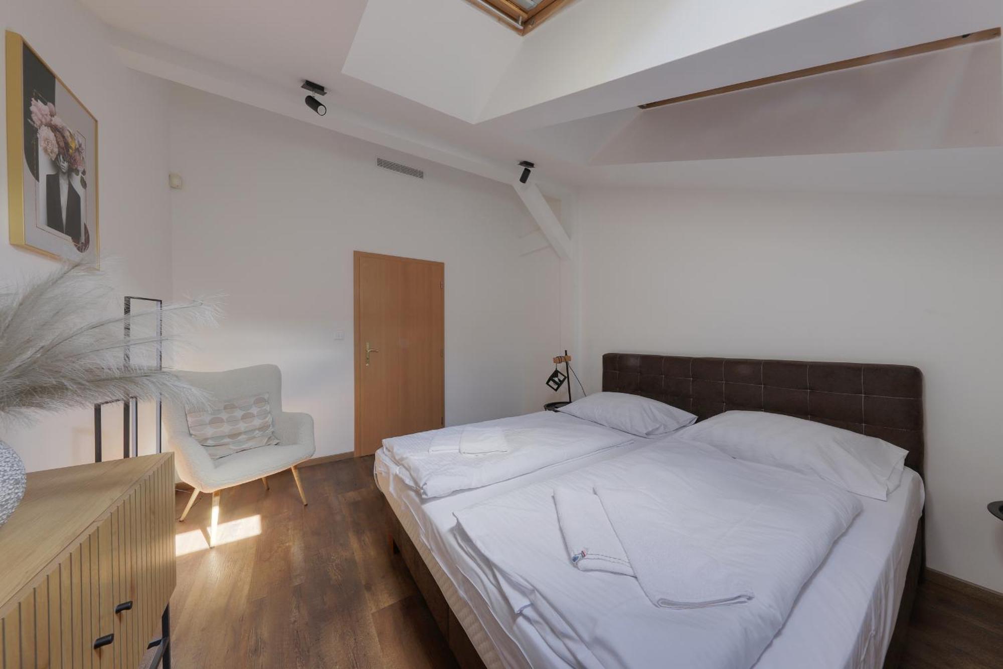 Aneri Apartment Old Town براتسيلافا المظهر الخارجي الصورة