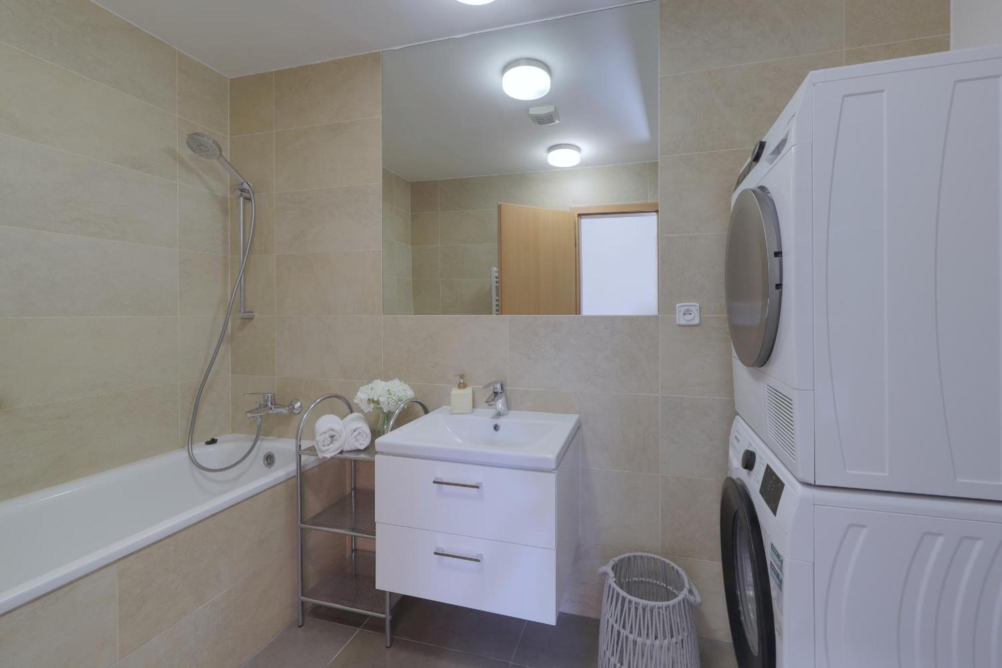 Aneri Apartment Old Town براتسيلافا المظهر الخارجي الصورة