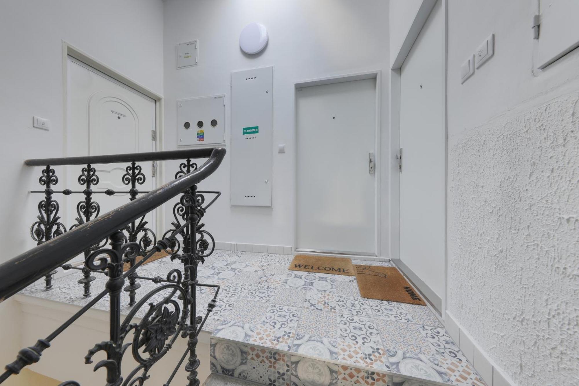 Aneri Apartment Old Town براتسيلافا المظهر الخارجي الصورة