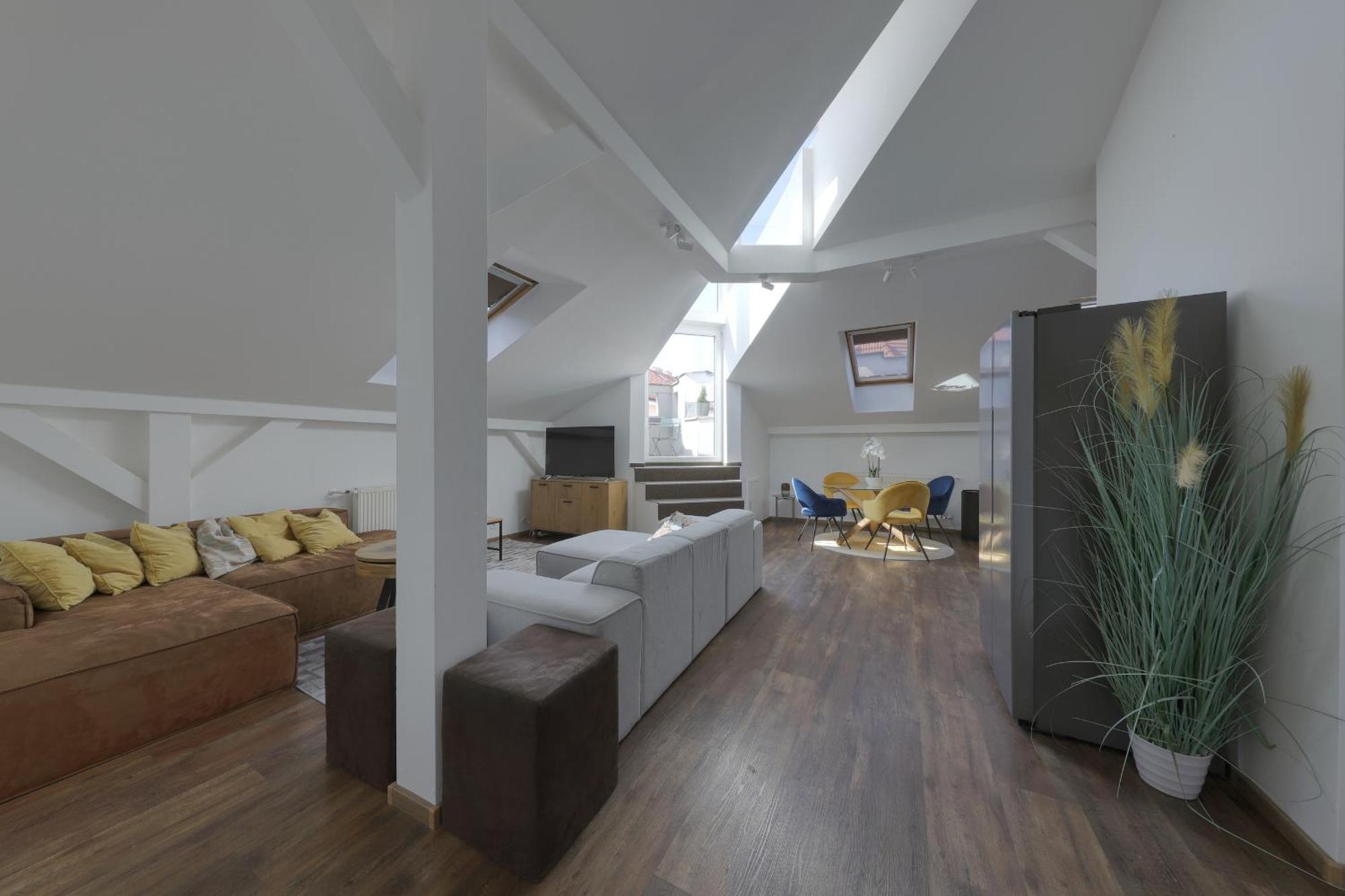 Aneri Apartment Old Town براتسيلافا المظهر الخارجي الصورة