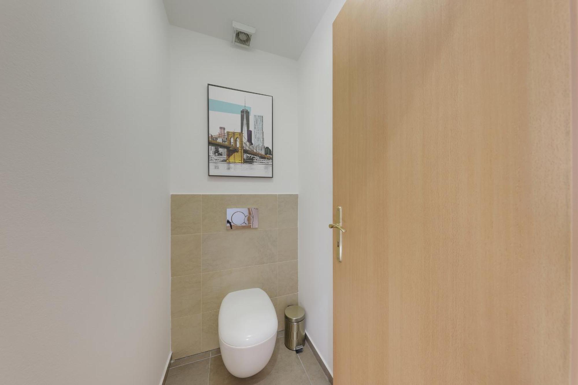 Aneri Apartment Old Town براتسيلافا المظهر الخارجي الصورة